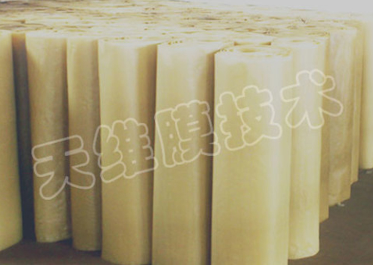 �A���ՔUɢ�B��Ĥ